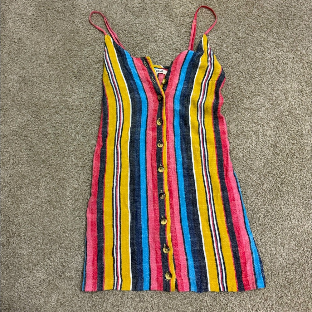This was my favorite dress from rip curl! Sad to say it doesn’t fit anymore…